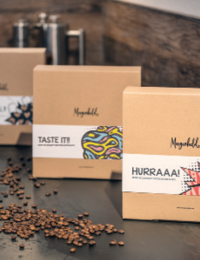 Hochwertiges Geschenkset mit vier Morgenheld Kaffeesorten in dekorativer Box.