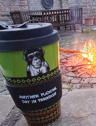 CHILLING JIM Coffee-to-go Becher aus Porzellan – auslaufsicher und perfekt zum Mitnehmen