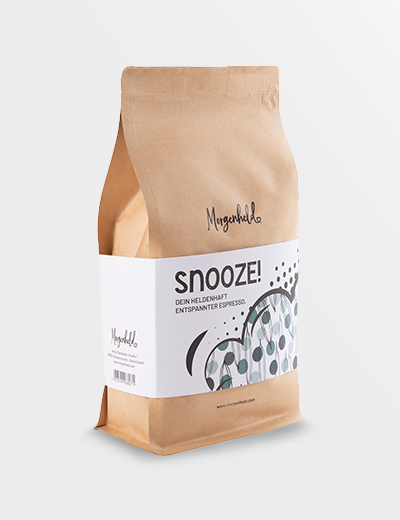 SNOOZE! Espresso Crema Mischung von Morgenheld – aromatischer, säurearmer Kaffee mit schokoladigen Marzipannoten aus fair gehandelten Bohnen aus Brasilien, Guatemala und Kenia.