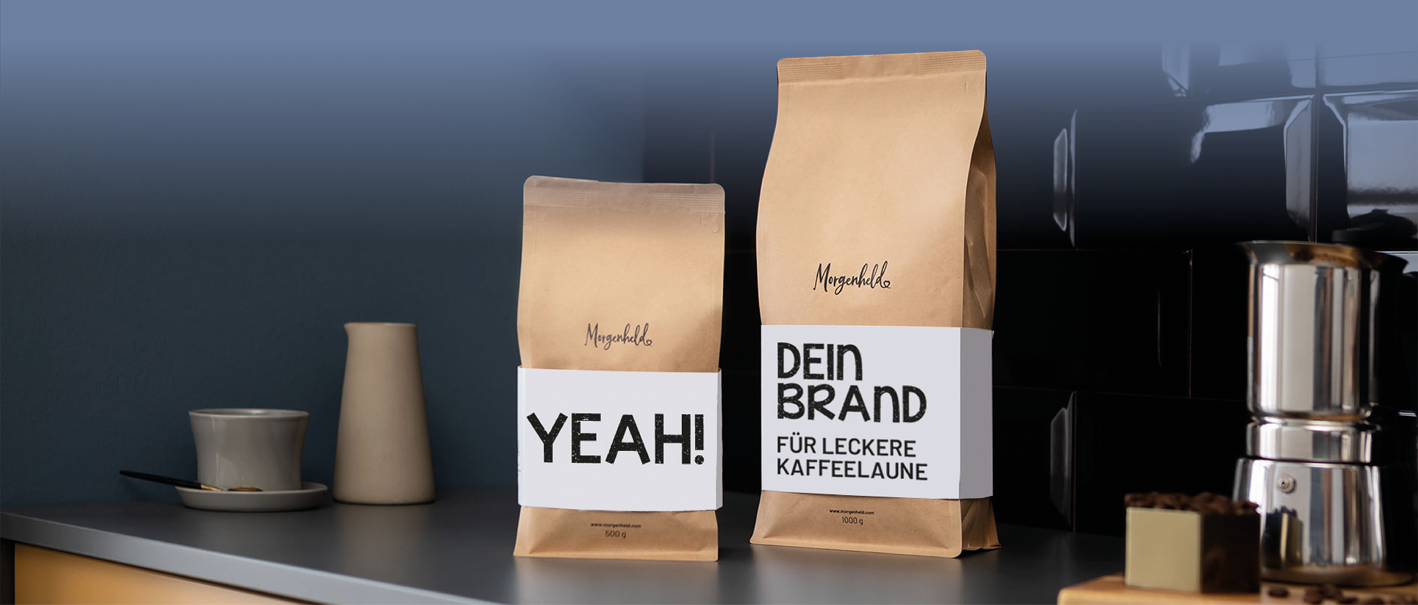 personalisierter Espresso mit individueller Banderole als das perfekte Geschenk für Kunden, Mitarbeiter & Aktionen.